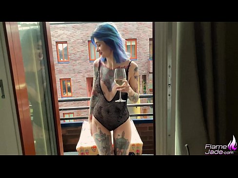 ❤️ Hiiglaslik tüdruk imeb neeluga ja keppib kirglikult vaba taeva all ️ Sluts at et.sexindrag.ru ❌